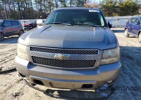 2007 Chevrolet Tahoe K1500 из США, поврежденный, VIN 1GNFK13067J392712